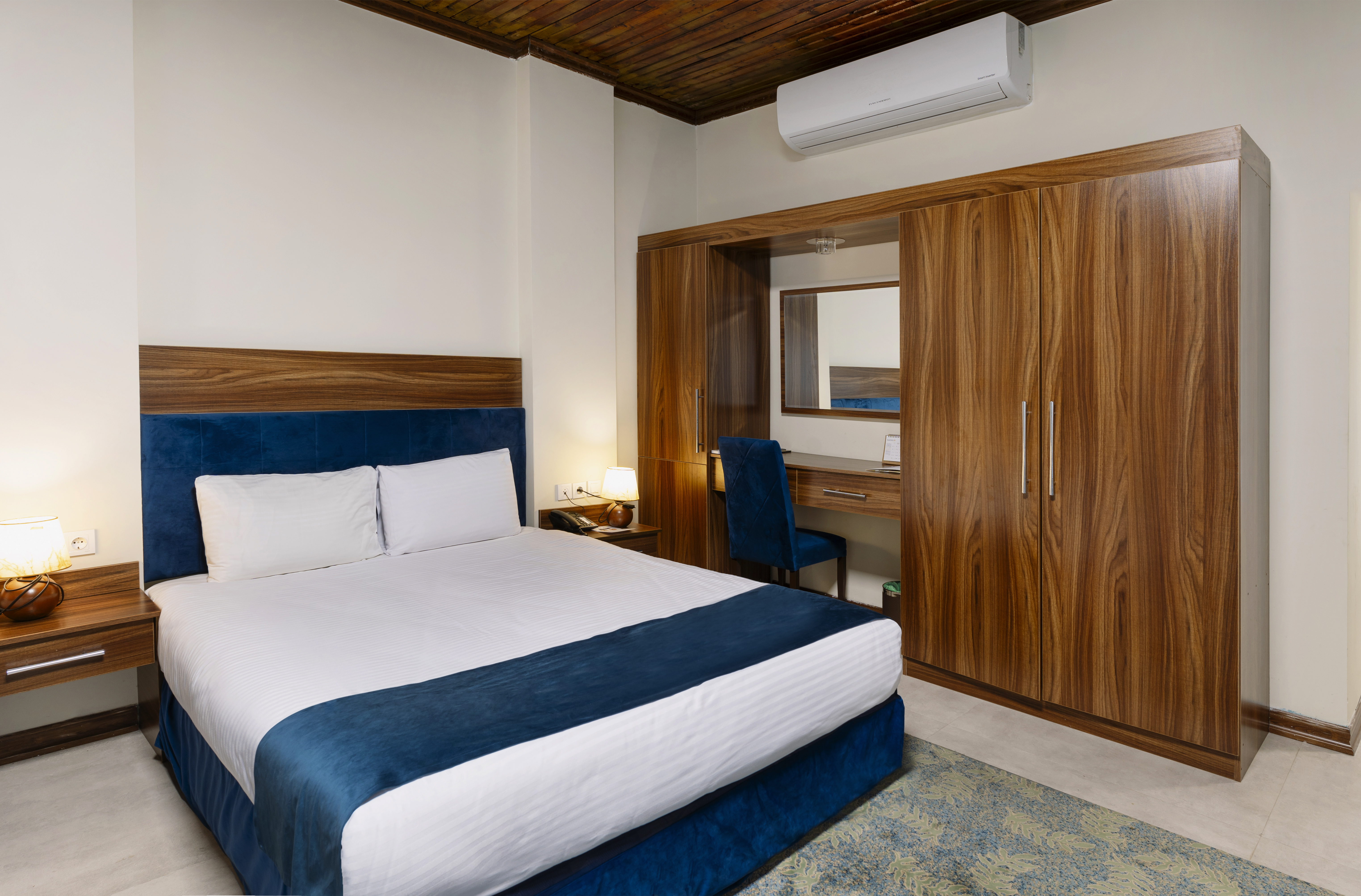 room's image